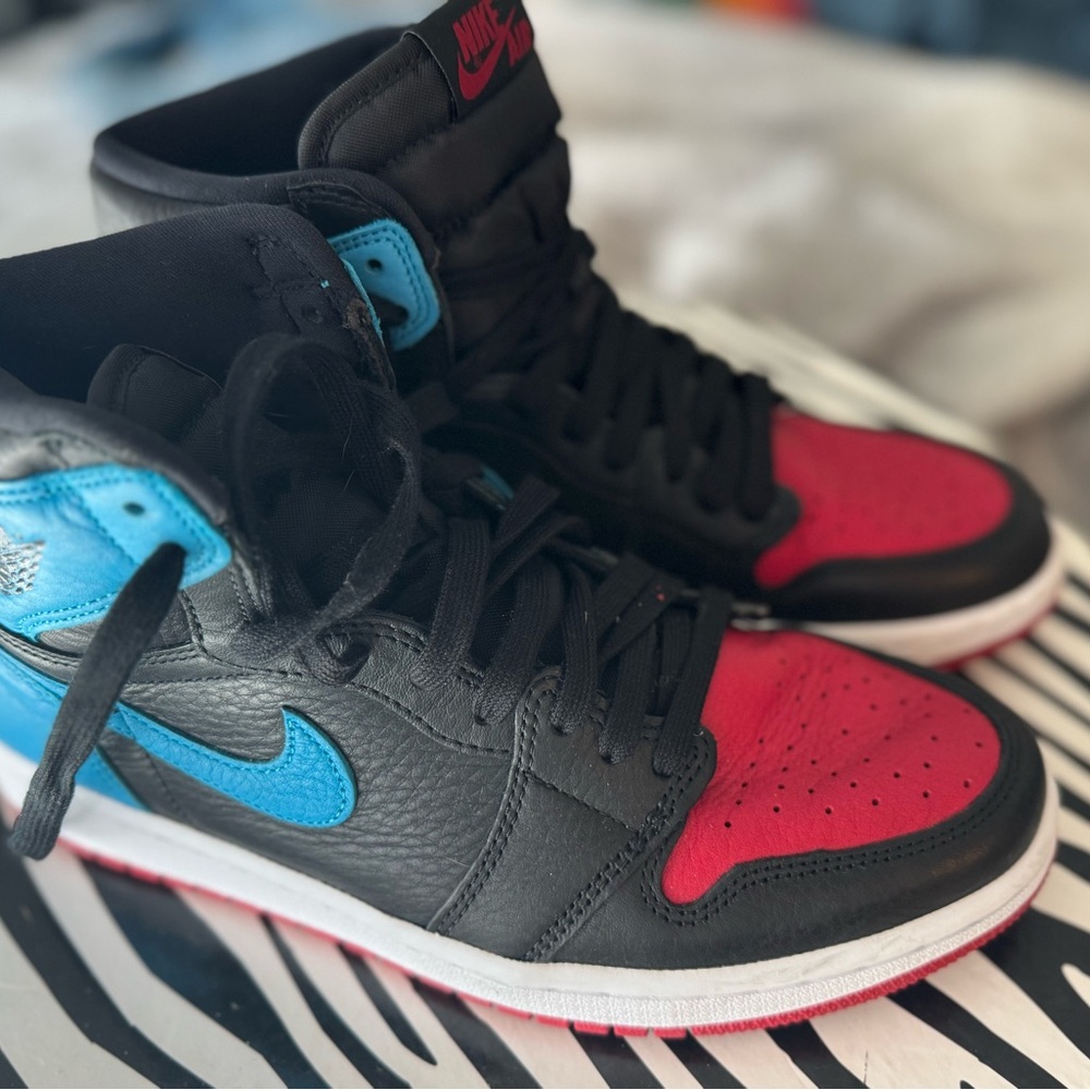 Nike Women's Sneakers - Black, Red, and Blue